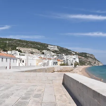 Central Villa Sesimbra